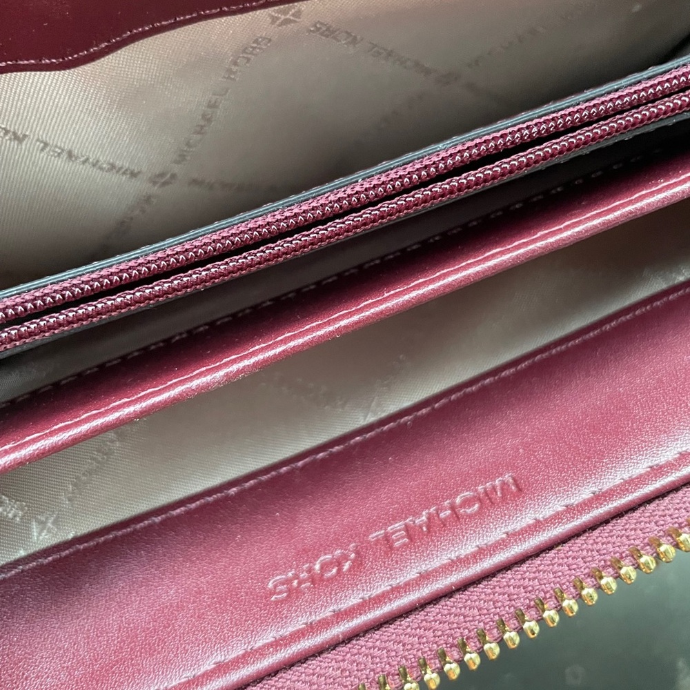 Michael Kors Jet Set Travel Large Logo Continental Wristlet Royal Pink Multi - Picture 3 of 9